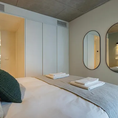 Hidden Pearl W/ Patio & Pool By Lovelystay * Lissabon