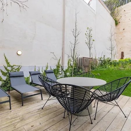 Hidden Pearl W/ Patio & Pool By Lovelystay Apartment Lisbon