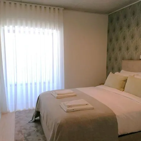 Hidden Pearl W/ Patio & Pool By Lovelystay * ליסבון