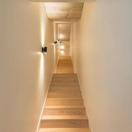 Apartment Hidden Pearl W/ Patio & Pool By Lovelystay