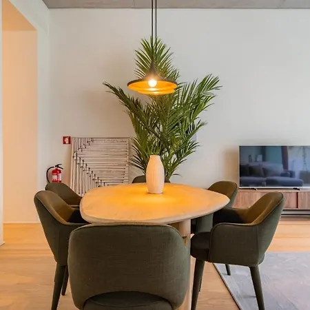 Hidden Pearl W/ Patio & Pool By Lovelystay *