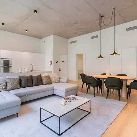Daire Hidden Pearl W/ Patio & Pool By Lovelystay Lisboa