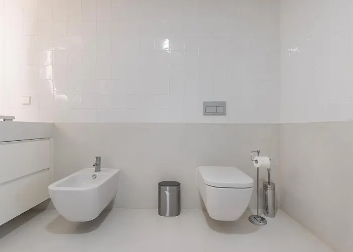 شقة Hidden Pearl W/ Patio & Pool By Lovelystay Lisboa