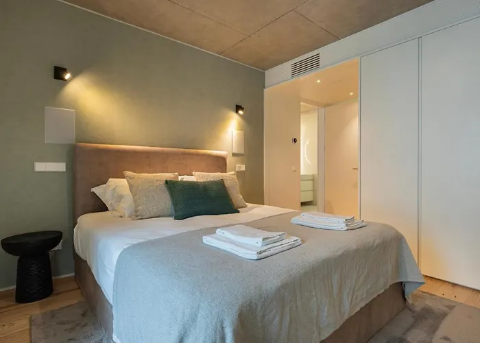 Hidden Pearl W/ Patio & Pool By Lovelystay Lisboa