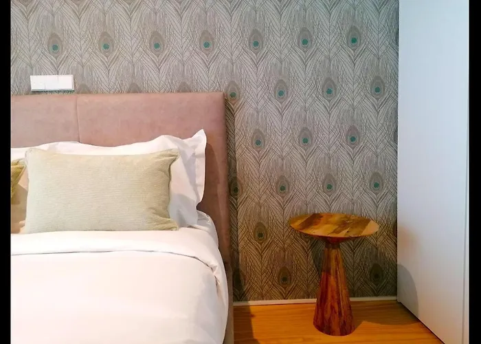 شقة Hidden Pearl W/ Patio & Pool By Lovelystay Lisboa