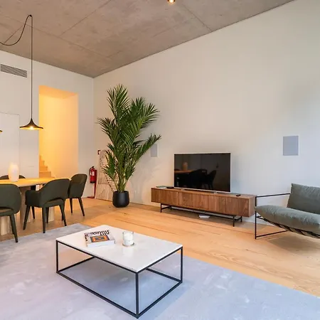 Hidden Pearl W/ Patio & Pool By Lovelystay Apartamento