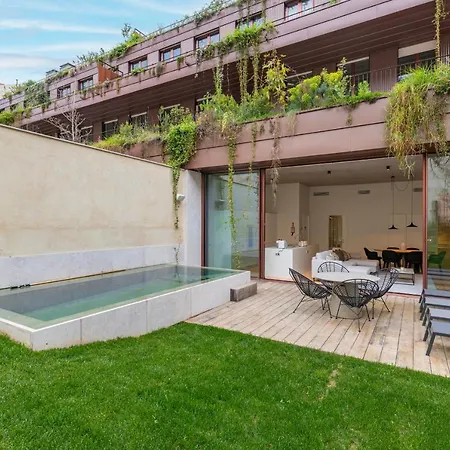 Apartamento Hidden Pearl W/ Patio & Pool By Lovelystay